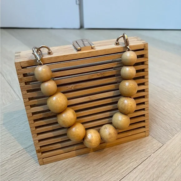 Wooden Beaded Handbag - Picture 1 of 13
